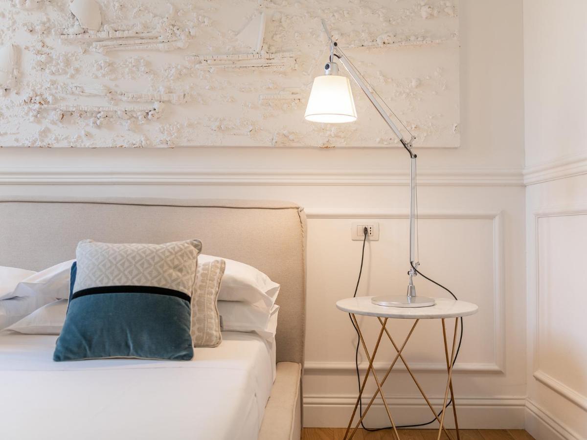 Pley Boutique Del Centro Hotell Cagliari Exteriör bild