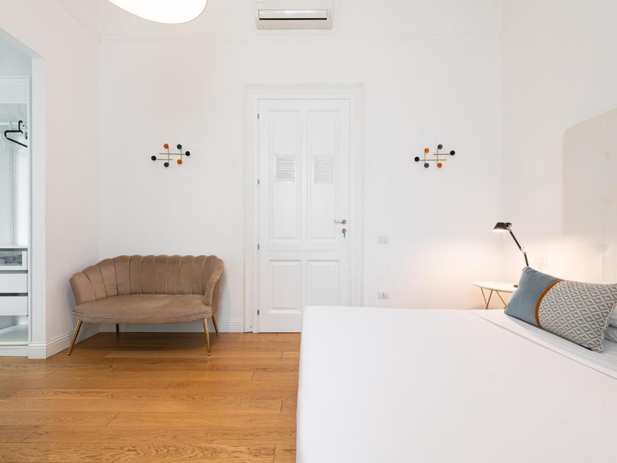 Pley Boutique Del Centro Hotell Cagliari Exteriör bild