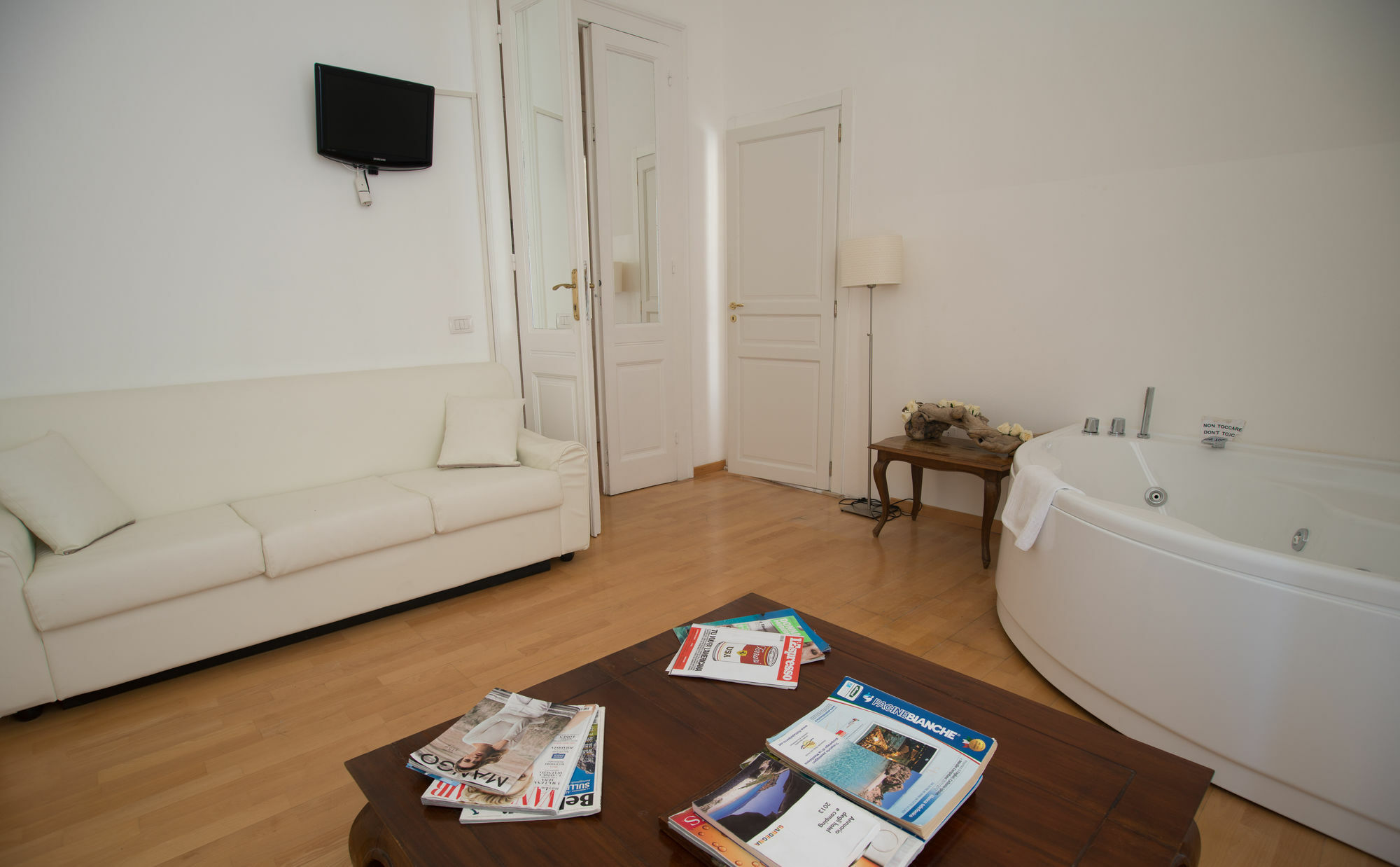 Pley Boutique Del Centro Hotell Cagliari Exteriör bild