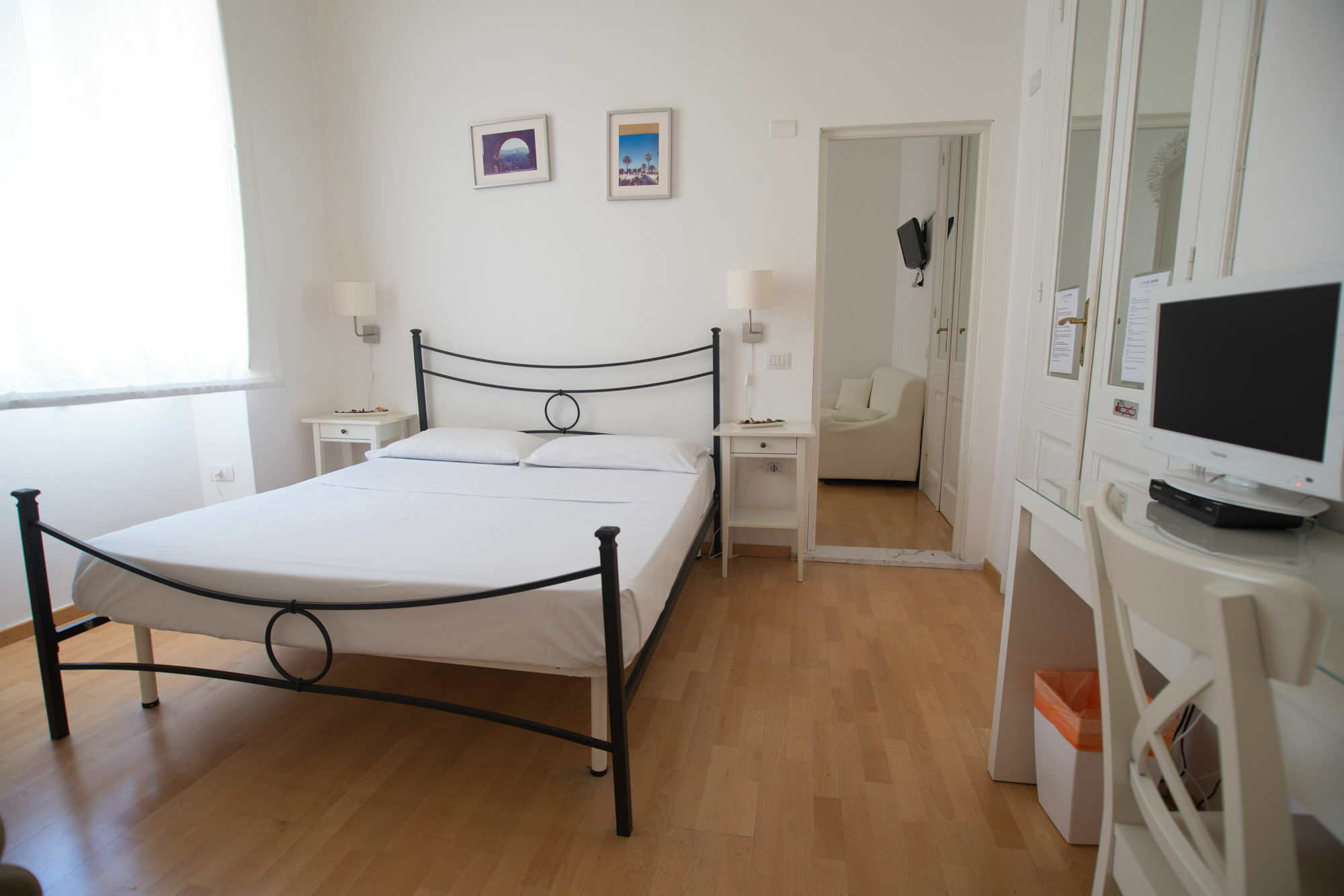 Pley Boutique Del Centro Hotell Cagliari Exteriör bild