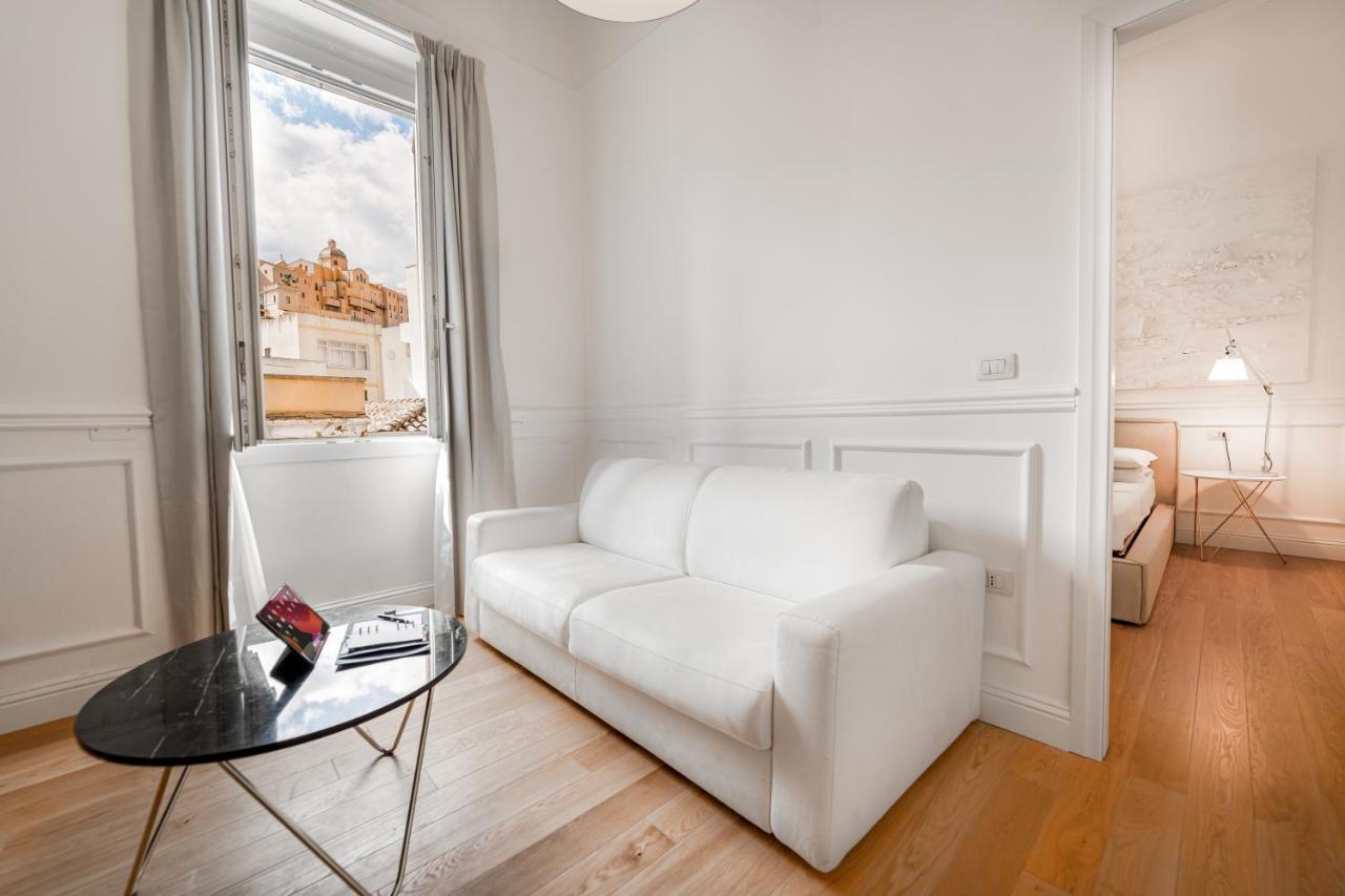 Pley Boutique Del Centro Hotell Cagliari Exteriör bild